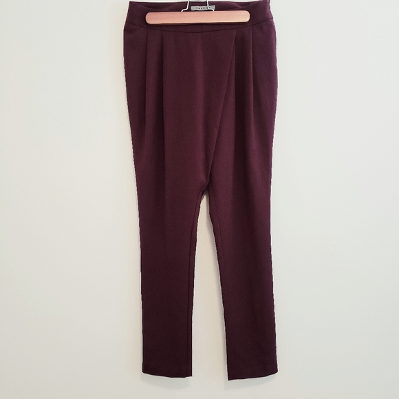 Summer NWOT Burgundy Pleated Pants Office Business Formal Tapered Trousers - Picture 1 of 7